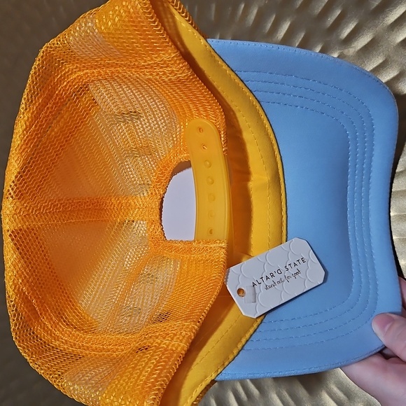 ☀️ Sunkissed Trucker Hat - Picture 4 of 5